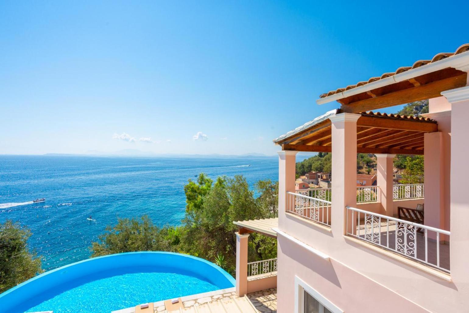 Villa Petros Katavolos Exterior photo